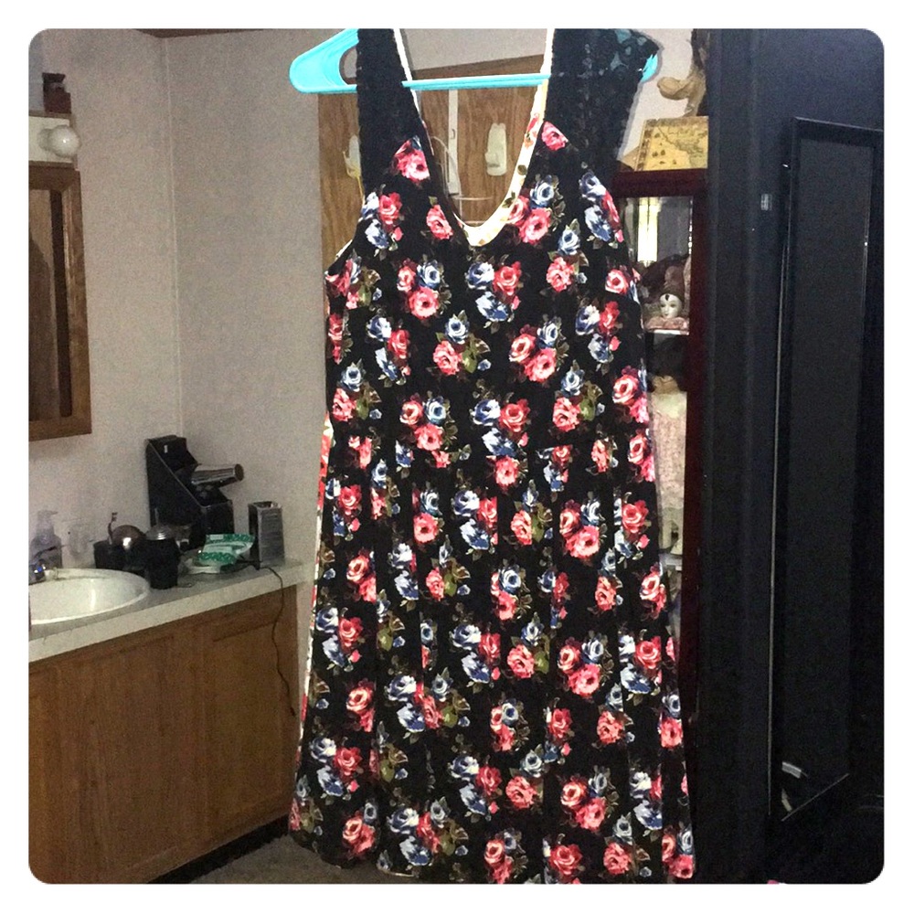 LoveSick Floral Dresses
